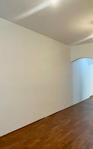 Casa à venda com 135m², 3 quartos e 2 vagas Casa à venda com 135m², 3 quartos e 2 vagasSala