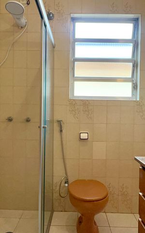 Casa à venda com 135m², 3 quartos e 2 vagas Casa à venda com 135m², 3 quartos e 2 vagasBanheiro da Suíte