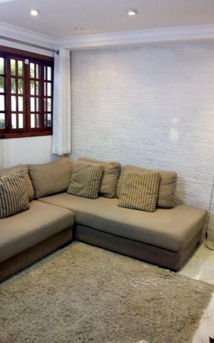 Casa à venda com 106m², 2 quartos e 2 vagas