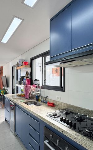 Apartamento para alugar com 127m², 3 quartos e 2 vagas Apartamento para alugar com 127m², 3 quartos e 2 vagasCozinha