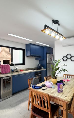 Apartamento para alugar com 127m², 3 quartos e 2 vagas Apartamento para alugar com 127m², 3 quartos e 2 vagasCozinha