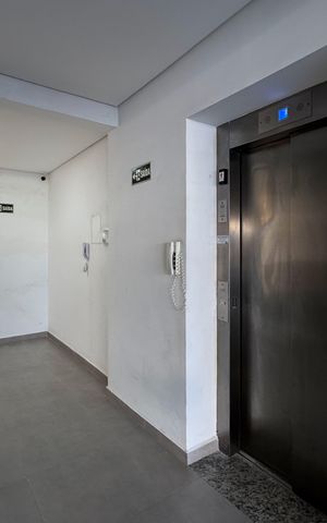 Apartamento para alugar com 127m², 3 quartos e 2 vagas Apartamento para alugar com 127m², 3 quartos e 2 vagasÁrea comum - Hall