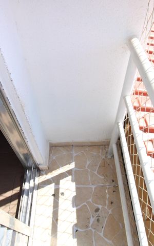 Apartamento à venda com 65m², 2 quartos e 1 vagaQuarto 2 - Varanda