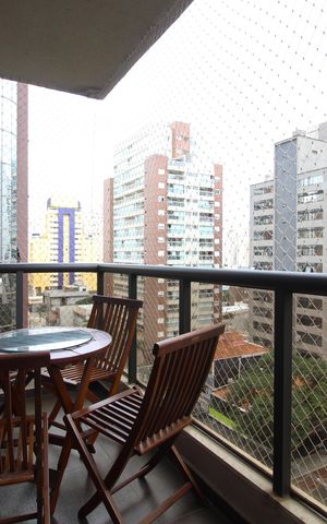 Apartamento para alugar com 78m², 2 quartos e 1 vagaVaranda