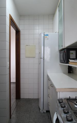 Apartamento para alugar com 78m², 2 quartos e 1 vagaCozinha e Área de Serviço