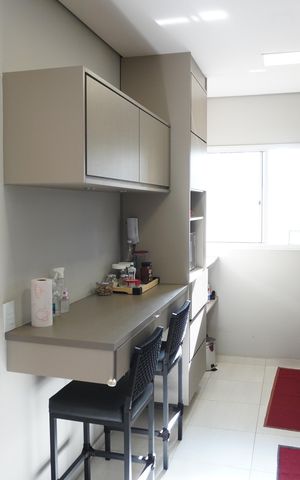 Apartamento para alugar com 79m², 2 quartos e 2 vagasCozinha e Área de Serviço