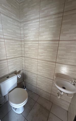 Casa para alugar com 94m², 3 quartos e 2 vagas Casa para alugar com 94m², 3 quartos e 2 vagasBanheiro 3