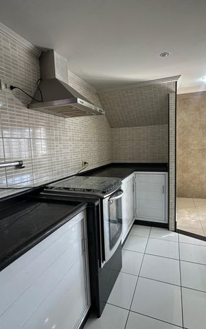 Casa para alugar com 94m², 3 quartos e 2 vagas Casa para alugar com 94m², 3 quartos e 2 vagasCozinha