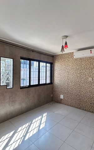 Casa para alugar com 94m², 3 quartos e 2 vagas Casa para alugar com 94m², 3 quartos e 2 vagasSala
