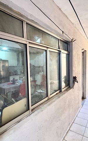 Casa à venda com 172m², 5 quartos e 3 vagasCorredor