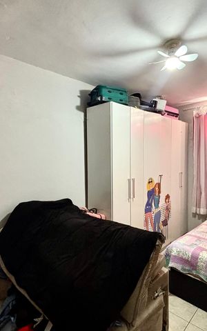 Casa à venda com 172m², 5 quartos e 3 vagasQuarto 2