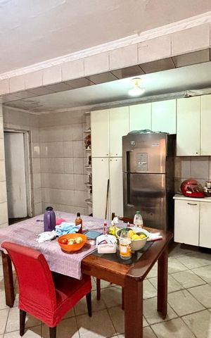 Casa à venda com 172m², 5 quartos e 3 vagasCozinha