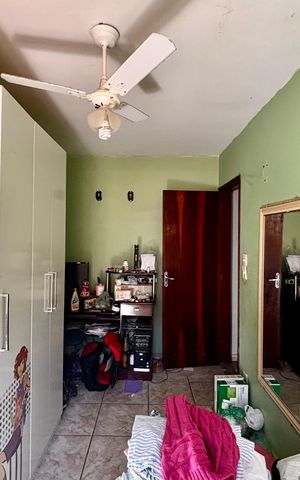 Casa à venda com 172m², 5 quartos e 3 vagasQuarto 3