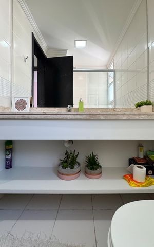 Apartamento à venda com 87m², 3 quartos e 2 vagas Apartamento à venda com 87m², 3 quartos e 2 vagasBanheiro Social