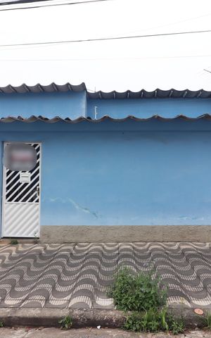 Casa à venda com 292m², 3 quartos e 2 vagasFachada
