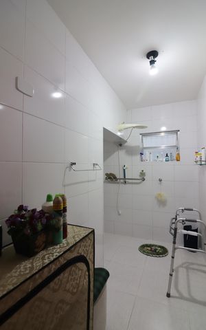Casa à venda com 292m², 3 quartos e 2 vagasBanheiro Social 1