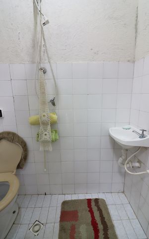 Casa à venda com 292m², 3 quartos e 2 vagasBanheiro de serviço