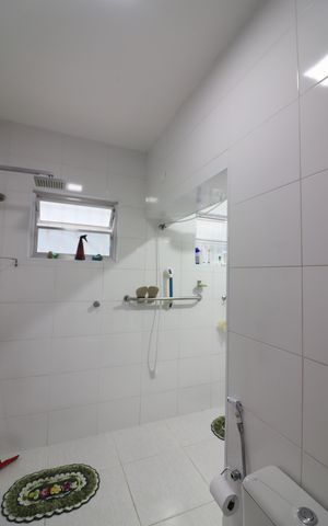 Casa à venda com 292m², 3 quartos e 2 vagasBanheiro Social 2