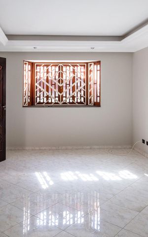Casa à venda com 110m², 3 quartos e 1 vagaSala