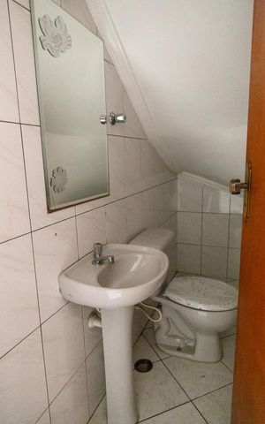 Casa à venda com 110m², 3 quartos e 1 vagaLavabo