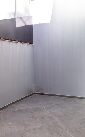 Casa à venda com 110m², 3 quartos e 1 vagaÁrea de Serviço