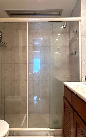 Apartamento à venda com 307m², 4 quartos e 2 vagas