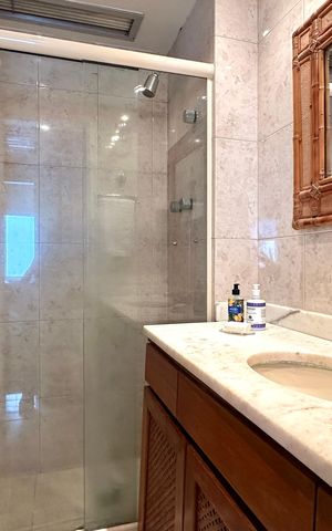 Apartamento à venda com 307m², 4 quartos e 2 vagas