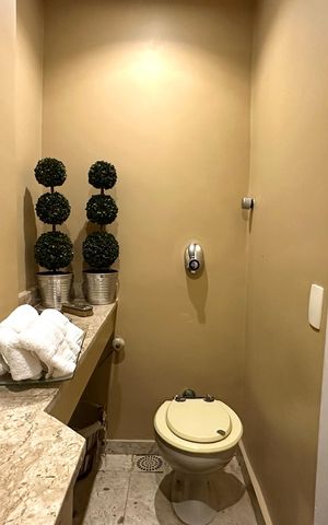 Apartamento à venda com 307m², 4 quartos e 2 vagas