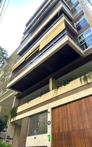 Apartamento à venda com 307m², 4 quartos e 2 vagas