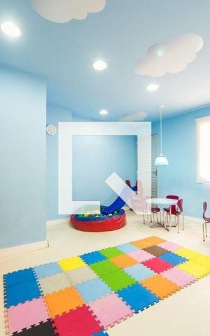 Apartamento para alugar com 45m², 2 quartos e 1 vaga Apartamento para alugar com 45m², 2 quartos e 1 vagaÁrea comum - brinquedoteca