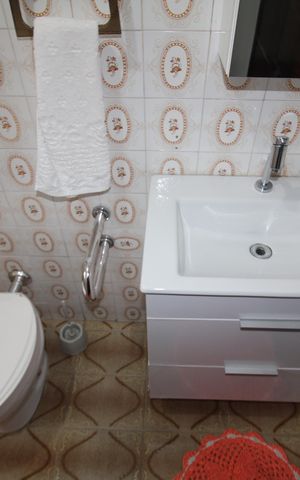 Apartamento para alugar com 100m², 3 quartos e 2 vagasQuarto 2 - Banheiro