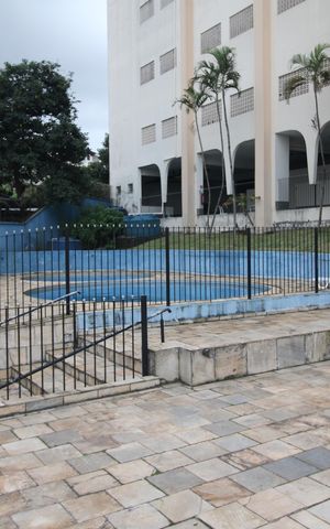 Apartamento para alugar com 100m², 3 quartos e 2 vagasÁrea Comum