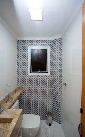 Casa à venda com 380m², 3 quartos e 2 vagasLavabo