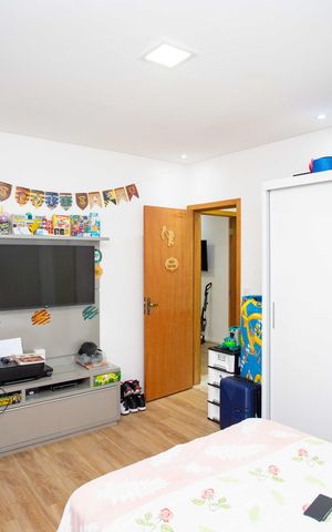 Casa à venda com 380m², 3 quartos e 2 vagasQuarto 2