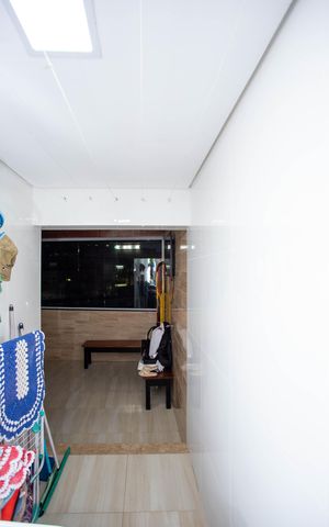 Casa à venda com 380m², 3 quartos e 2 vagasÁrea de Serviço