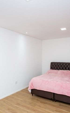 Casa à venda com 380m², 3 quartos e 2 vagasQuarto Suíte