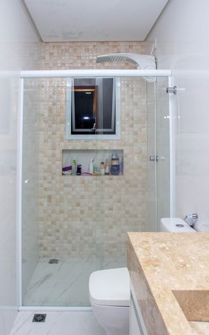 Casa à venda com 380m², 3 quartos e 2 vagasBanheiro da Suíte