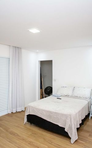 Casa à venda com 380m², 3 quartos e 2 vagasQuarto 3