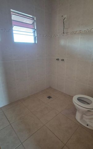 Casa para alugar com 250m², 3 quartos e 3 vagas Casa para alugar com 250m², 3 quartos e 3 vagasSuíte