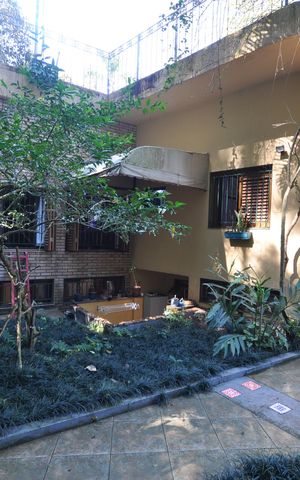 Casa para alugar com 430m², 2 quartos e 5 vagasQuintal