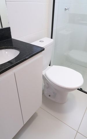 Apartamento para alugar com 52m², 2 quartos e 2 vagasBanheiro do Quarto 1