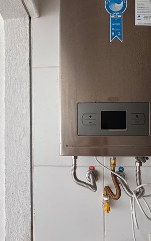 Apartamento para alugar com 200m², 3 quartos e 2 vagasCozinha e Área de Serviço