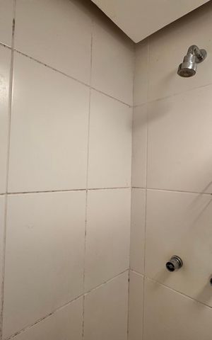 Apartamento para alugar com 200m², 3 quartos e 2 vagasSuíte 1 - Banheiro