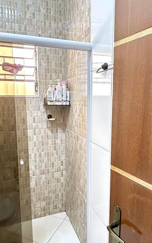 Casa à venda com 152m², 2 quartos e 2 vagas Casa à venda com 152m², 2 quartos e 2 vagasBanheiro da Suíte