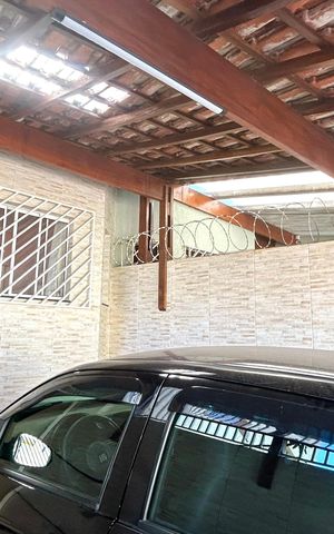 Casa à venda com 152m², 2 quartos e 2 vagas Casa à venda com 152m², 2 quartos e 2 vagasGaragem