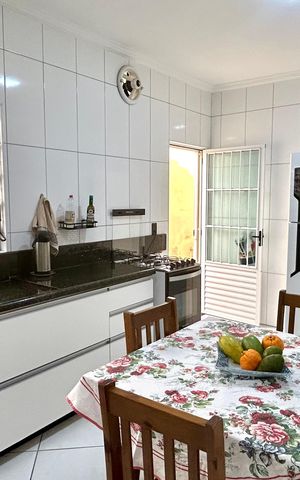 Casa à venda com 152m², 2 quartos e 2 vagas Casa à venda com 152m², 2 quartos e 2 vagasCozinha