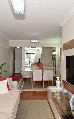 Apartamento à venda com 90m², 3 quartos e 2 vagasSala