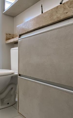 Apartamento à venda com 54m², 2 quartos e 1 vaga Apartamento à venda com 54m², 2 quartos e 1 vagaBanheiro 2