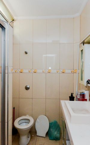 Casa à venda com 120m², 3 quartos e 1 vagaBanheiro social