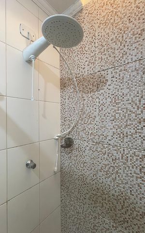 Casa de condomínio para alugar com 102m², 3 quartos e 2 vagas Casa de condomínio para alugar com 102m², 3 quartos e 2 vagasBanheiro